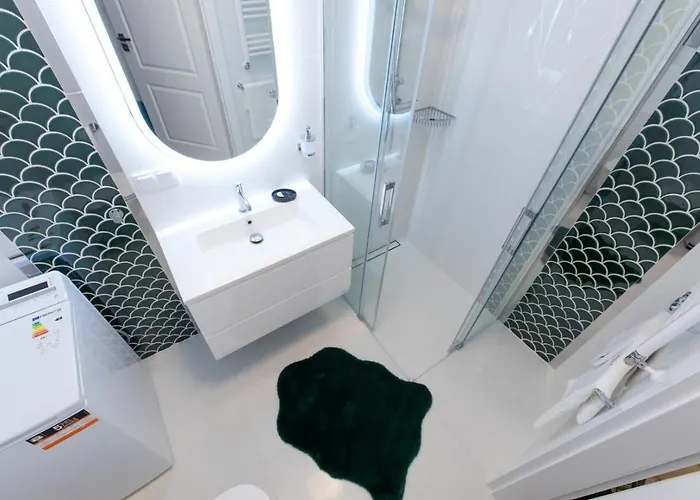 Pinea By Major Domus Club